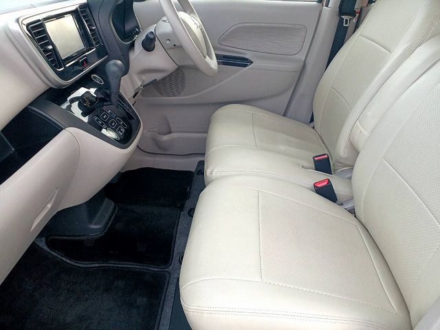 MITSUBISHI EK SPACE 2016 Image 31