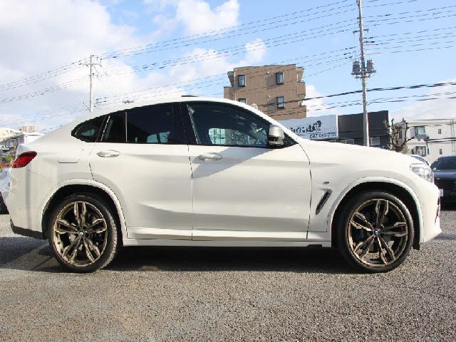 BMW X4 2019 Image 31
