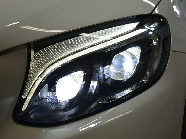 MERCEDES BENZ GLC CL 2017 Image 31