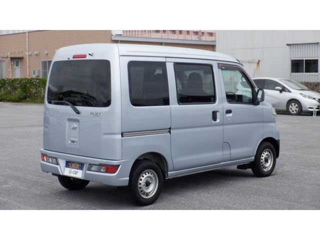 DAIHATSU HIJET CARGO 2022 Image 31