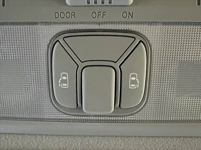 TOYOTA ESTIMA 2014 Image 31