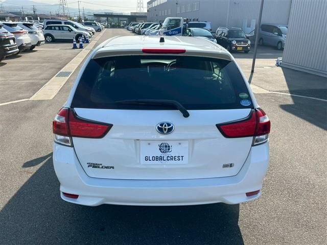 TOYOTA COROLLA FIELDER HYBR 2018 Image 31