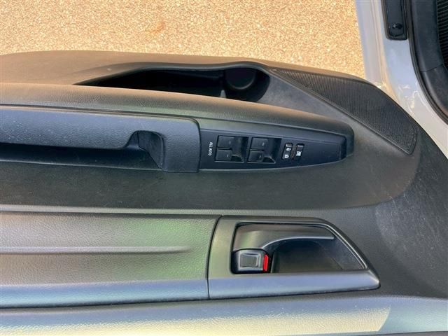 TOYOTA COROLLA FIELDER HYBR 2018 Image 31