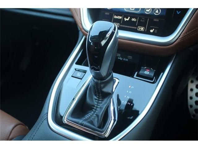 SUBARU LEGACY OUTBACK 2022 Image 31