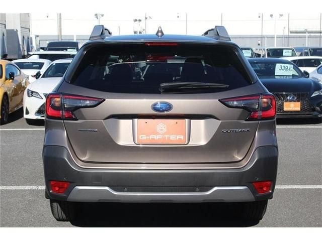 SUBARU LEGACY OUTBACK 2022 Image 31