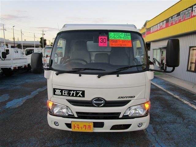 HINO DUTRO 2018 Image 31