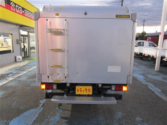 HINO DUTRO 2018 Image 31