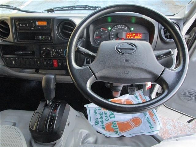 HINO DUTRO 2018 Image 31