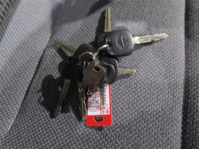 HINO DUTRO 2018 Image 31