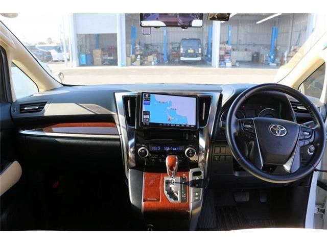 TOYOTA ALPHARD 2015 Image 31