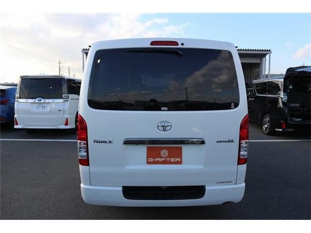 TOYOTA HIACE VAN 2WD 2018 Image 31