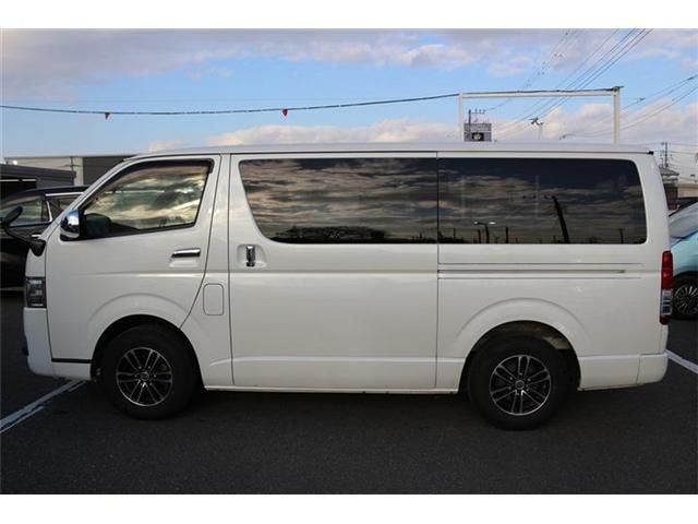 TOYOTA HIACE VAN 2WD 2018 Image 31