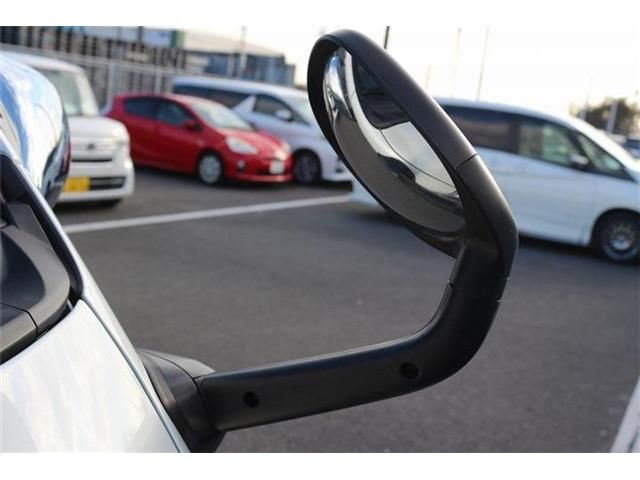 TOYOTA HIACE VAN 2WD 2018 Image 31