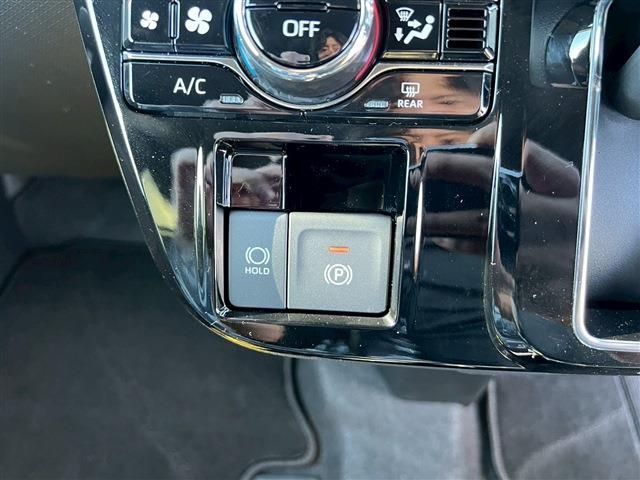 DAIHATSU TANTO CUSTOM 2024 Image 31