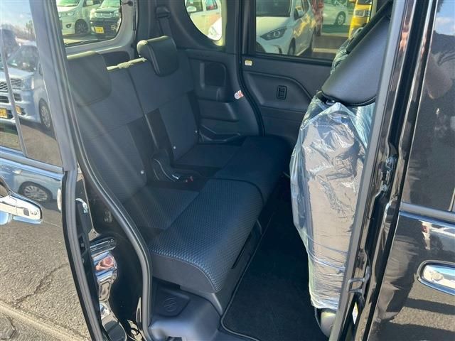 DAIHATSU TANTO CUSTOM 2024 Image 31