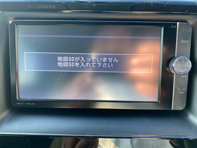 TOYOTA VOXY HYBRID 2014 Image 31