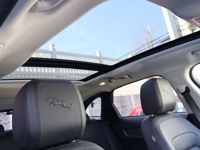 JAGUAR F-PACE 2023 Image 31