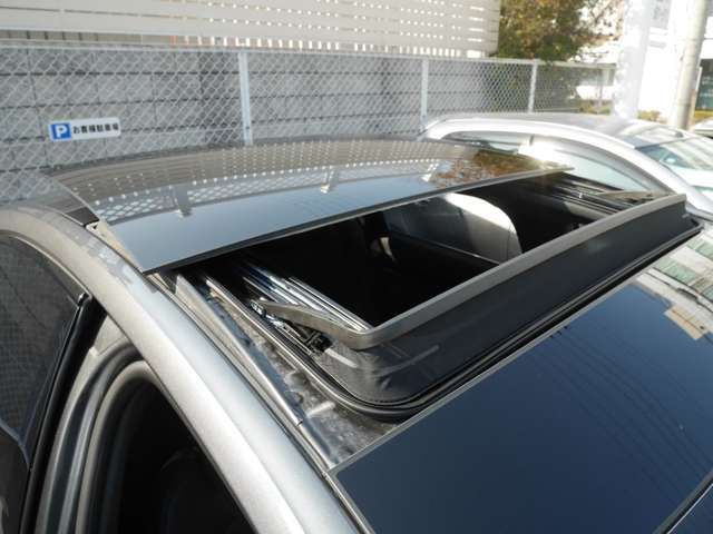 AUDI A8 2023 Image 31