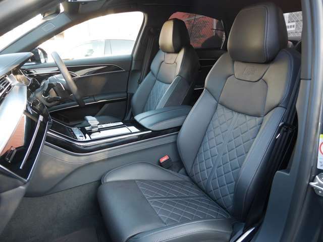 AUDI A8 2023 Image 31