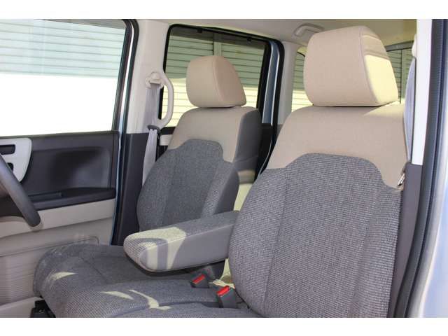 HONDA N BOX 2017 Image 31