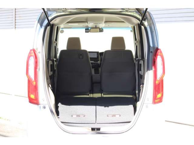 HONDA N BOX 2017 Image 31