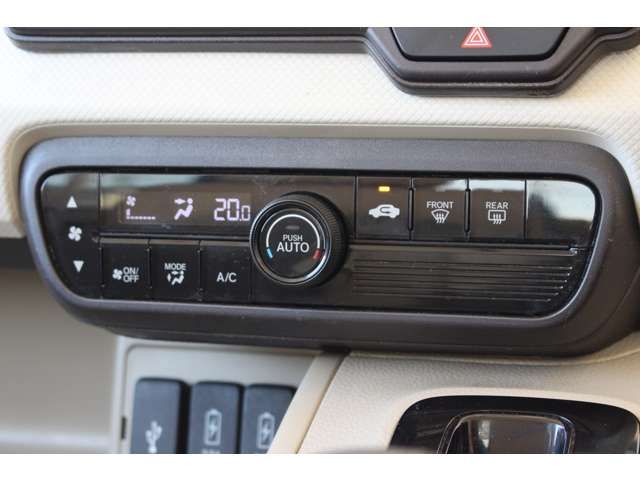 HONDA N BOX 2017 Image 31