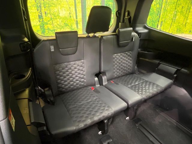 TOYOTA VOXY HYBRID 2023 Image 31