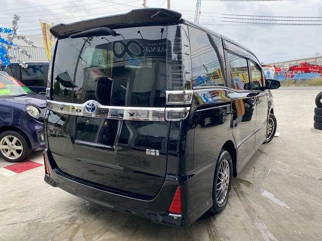 TOYOTA VOXY 2017 Image 31