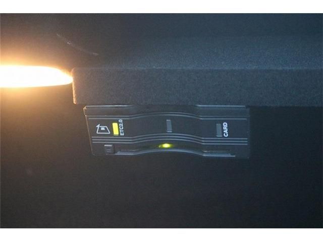 MERCEDES BENZ C CLAS 2018 Image 31