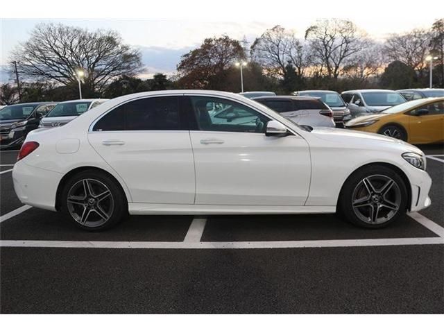 MERCEDES BENZ C CLAS 2018 Image 31
