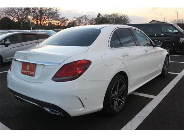 MERCEDES BENZ C CLAS 2018 Image 31