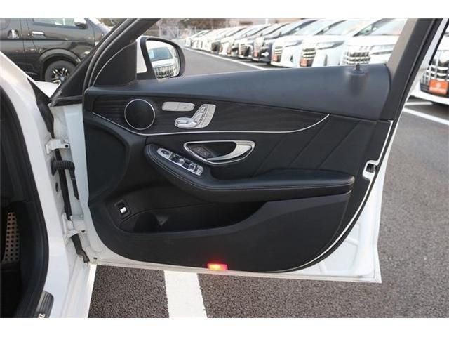 MERCEDES BENZ C CLAS 2018 Image 31