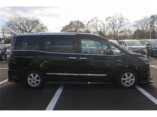 TOYOTA NOAH HYBRID 2017 Image 31