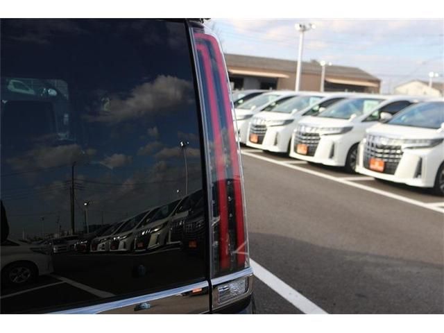 TOYOTA NOAH HYBRID 2017 Image 31