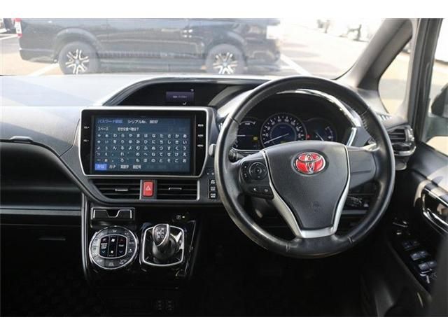 TOYOTA NOAH HYBRID 2017 Image 31