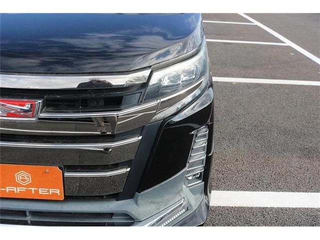 TOYOTA NOAH HYBRID 2017 Image 31