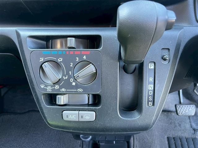 DAIHATSU MIRA E:S 2018 Image 31