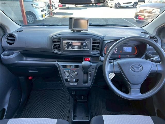 DAIHATSU MIRA E:S 2018 Image 31