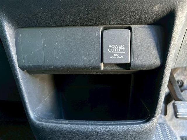 HONDA N BOX CUSTOM 2015 Image 31