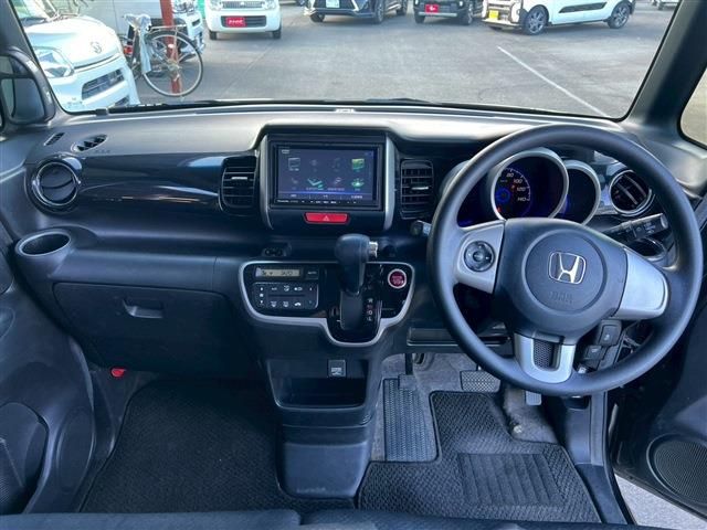 HONDA N BOX CUSTOM 2015 Image 31