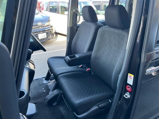 HONDA N BOX CUSTOM 2015 Image 31