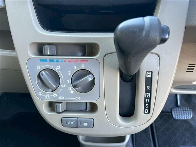 DAIHATSU MOVE 2013 Image 31