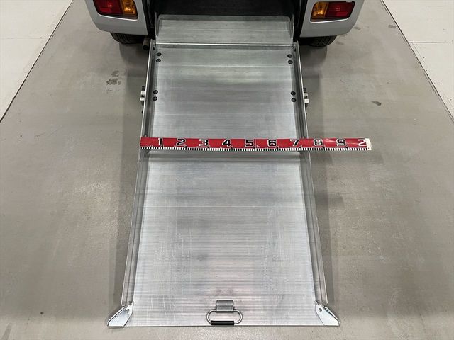 DAIHATSU HIJET CARGO 2013 Image 31