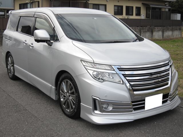 NISSAN ELGRAND  4WD 2014 Image 31