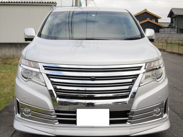NISSAN ELGRAND  4WD 2014 Image 31