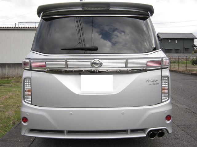 NISSAN ELGRAND  4WD 2014 Image 31