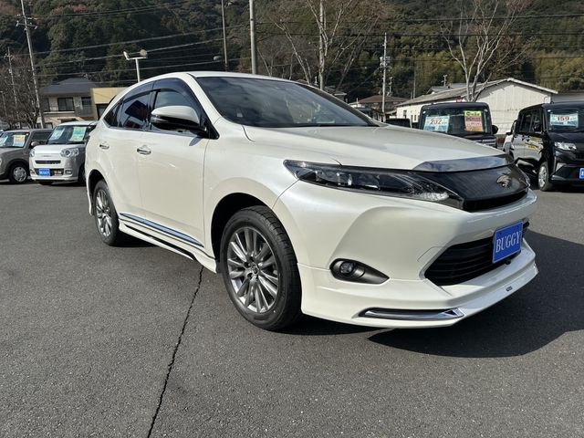 TOYOTA HARRIER 2WD 2016 Image 31