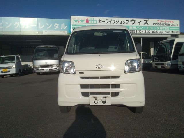 DAIHATSU HIJET CARGO 4WD 2017 Image 31