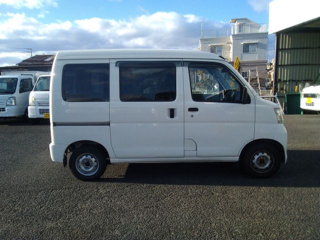 DAIHATSU HIJET CARGO 4WD 2017 Image 31