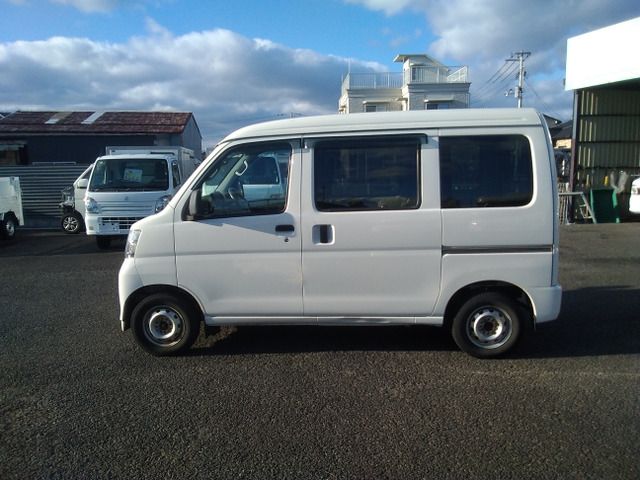 DAIHATSU HIJET CARGO 4WD 2017 Image 31